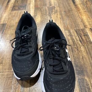 Under Armour Men's Charged Assert Shoes